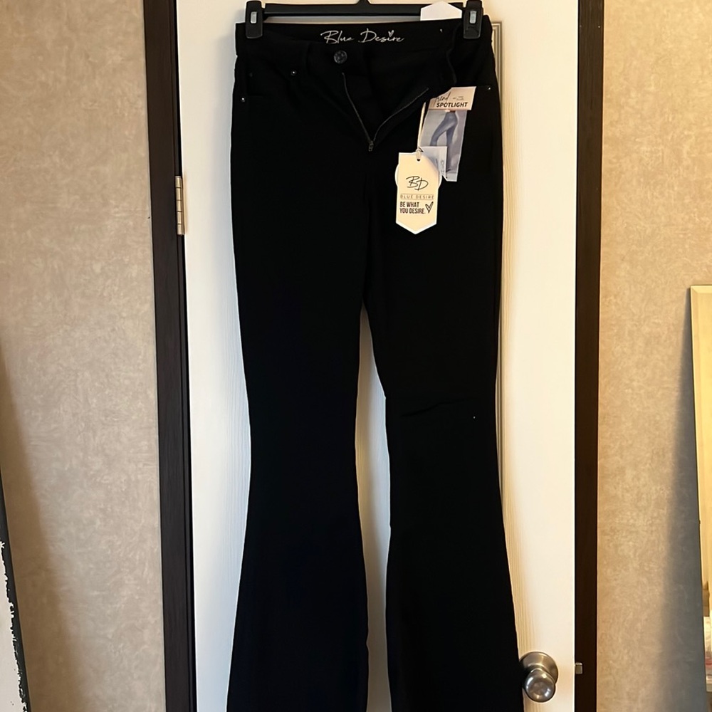 Blue Desire Flare jeans-Black